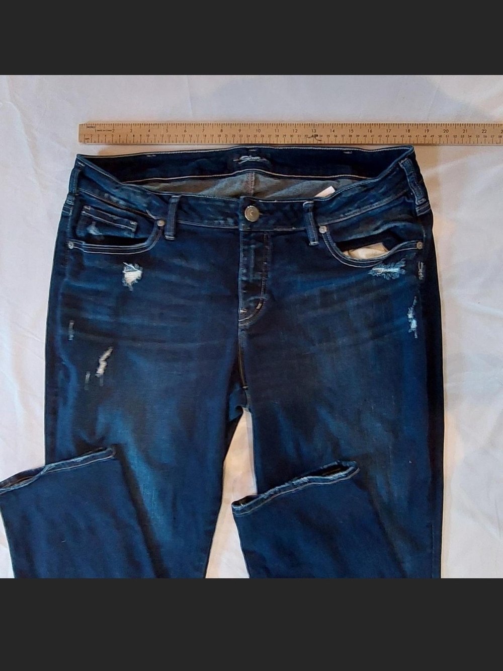 Silver Jeans Co. Sam Mid-Rise Boyfriend Jeans - Women's Size 16 - Picture 2 of 8